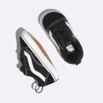 Zapatillas-In-Old-Skool-Crib-Infant--0-11-meses--Black-True-White