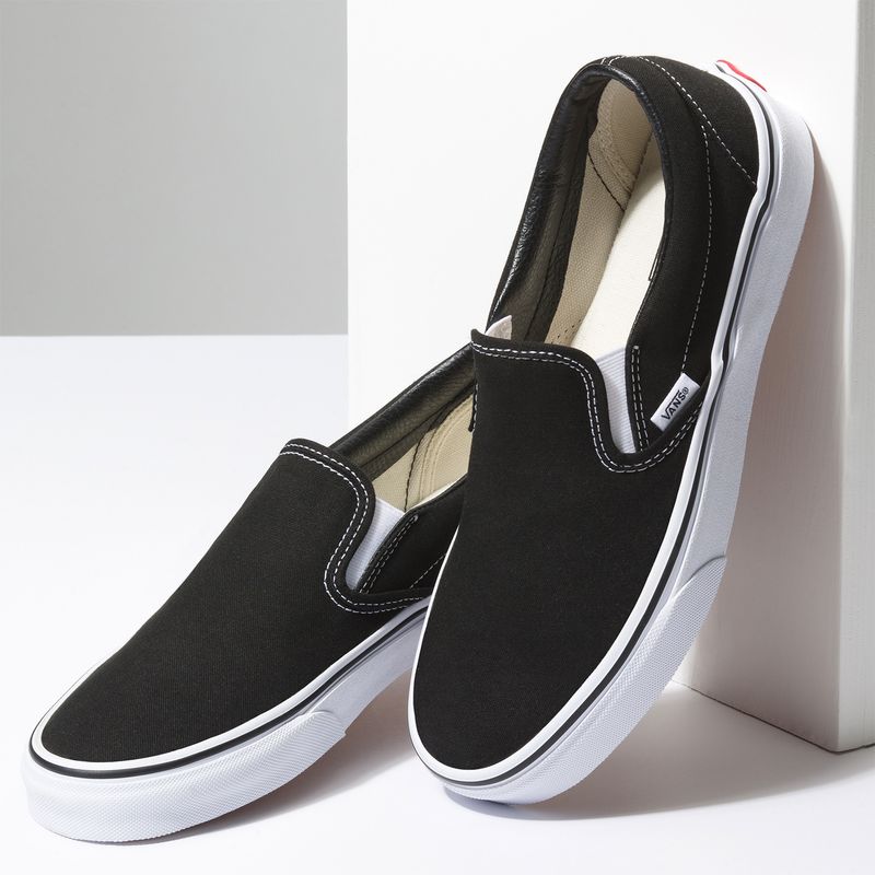 Zapatillas-UA-Classic-Slip-On-Black