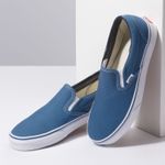 Zapatillas-UA-Classic-Slip-On-Black
