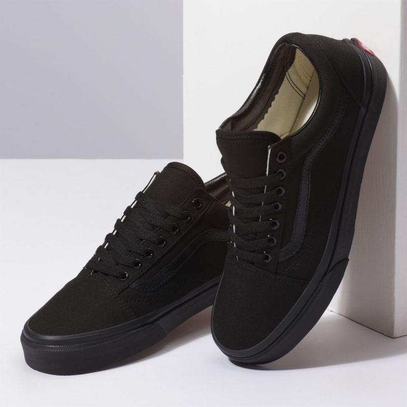 Zapatillas-UA-Old-Skool-Black-Black