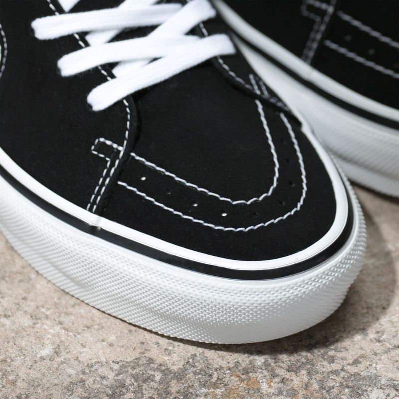 Zapatillas-MN-Skate-SK8-Hi-Black-White