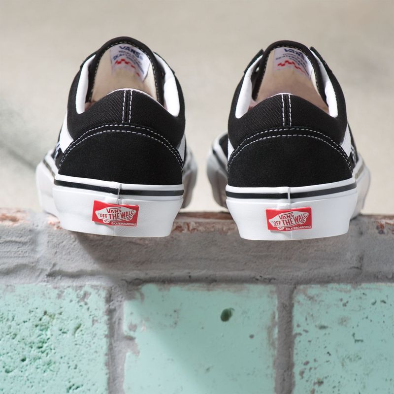 Zapatillas-MN-Skate-Old-Skool-Black-White