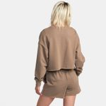 POLERON-MUJER-TEST-DRIVE-CROPPED