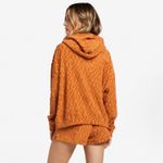 Poleron-Mujer-Shoreline-Sand