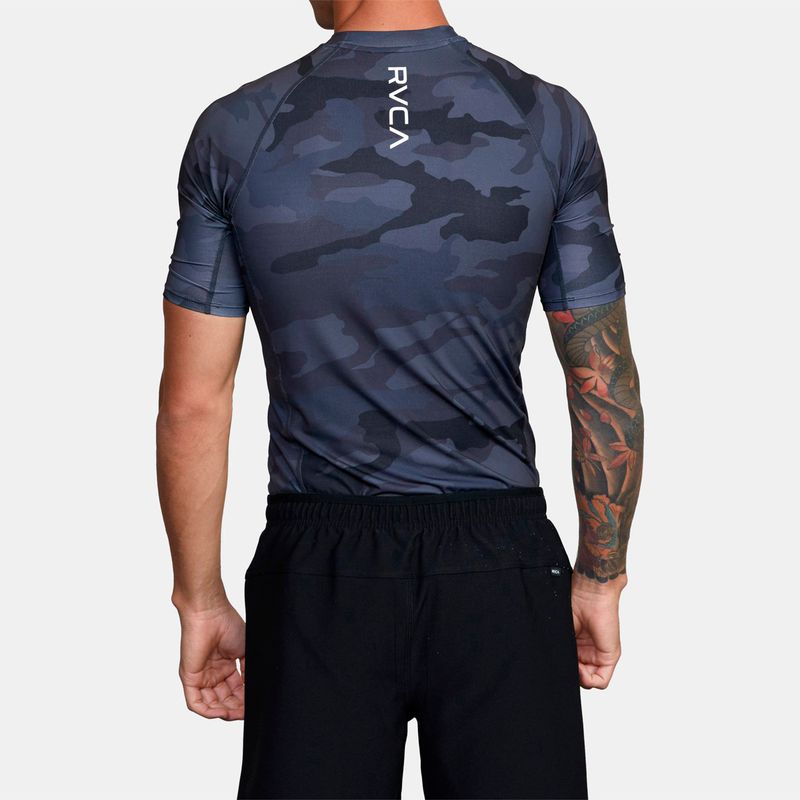 Polera-Hombre-Rashguard
