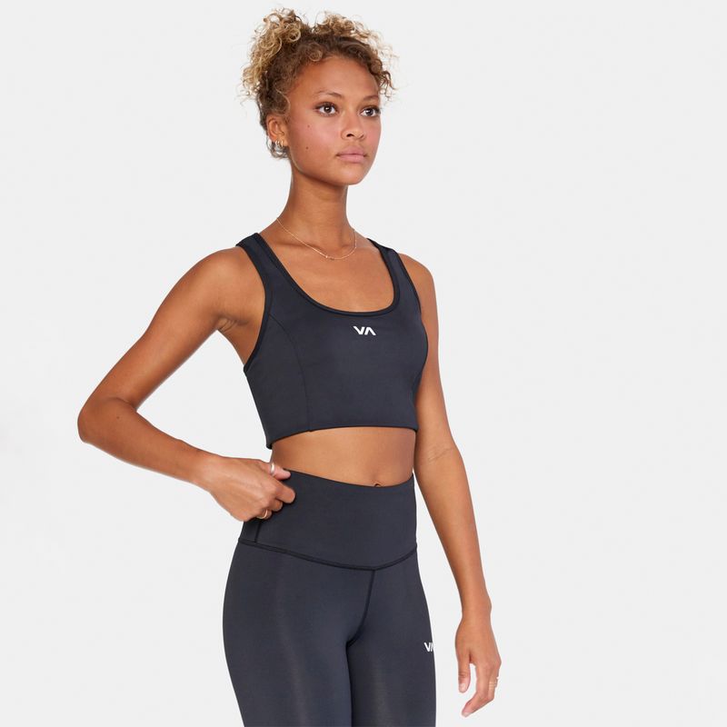 Peto-Deportivo-VA-Essential-Mujer