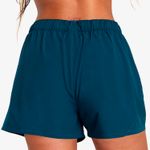Short-Mujer-VA-ESSENTIAL