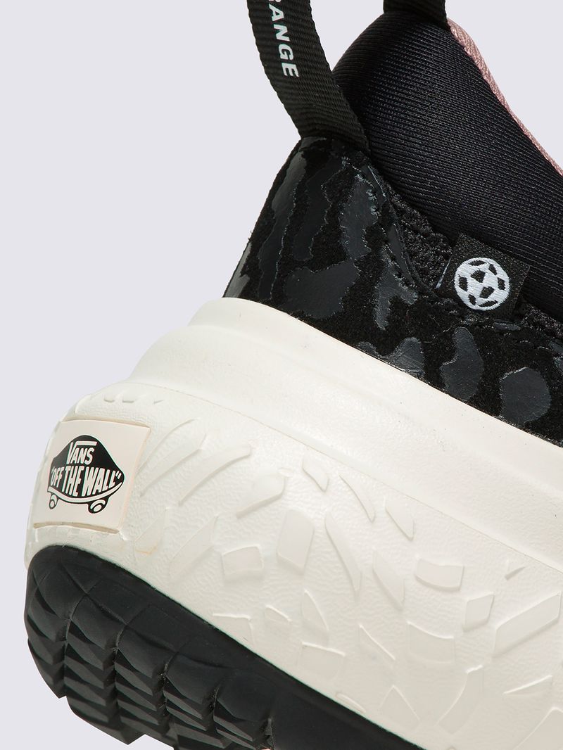 Zapatilla-Urbana-Mujer-UltraRange-Neo-VR3-Negro-Vans