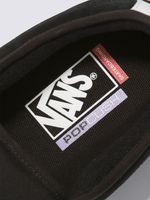 Zapatilla-Skate-Unisex-Chukka-Low-Sidestripe-Negro-Vans
