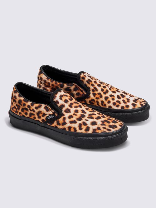 Zapatilla Urbana Mujer Classic Slip-On Negro Vans