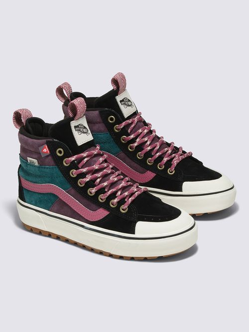 Zapatilla Outdoor Unisex SK8-Hi MTE-2 Morado Vans