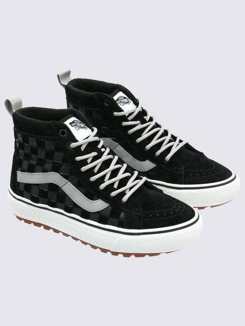 Zapatilla Outdoor Unisex SK8-Hi MTE-1 Negro Vans