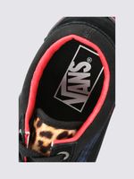 Zapatilla-Urbana-Mujer-Old-Skool-Negro-Vans