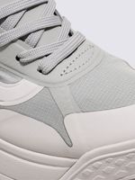 Zapatilla-Casual-Unisex-Mte-Crosspath-Gris-Claro-Vans