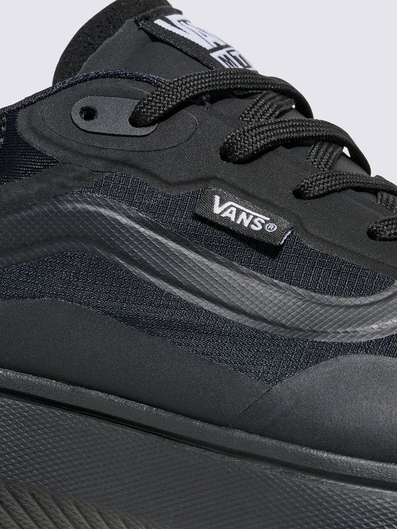 Zapatilla-Casual-Unisex-Mte-Crosspath-Negro-Vans