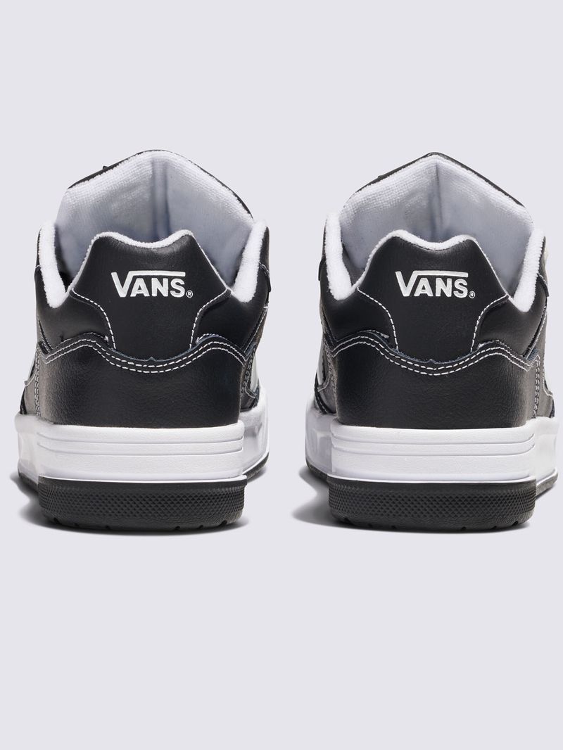 Zapatilla-Urbana-Unisex-Upland-Negro-Vans