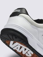 Zapatilla-Urbana-Unisex-Upland-Blanco-Vans