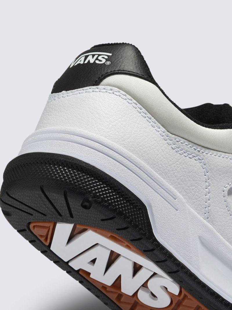 Zapatilla-Urbana-Unisex-Upland-Blanco-Vans