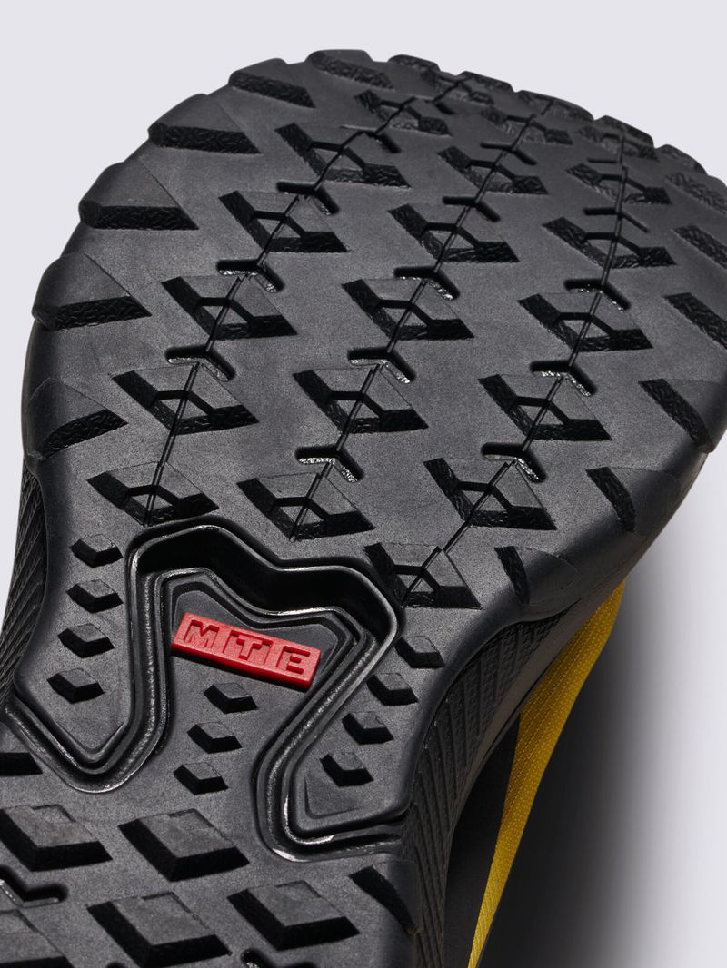 Zapatilla-Urbana-Unisex-Mte-Crosspath-Amarillo-Vans