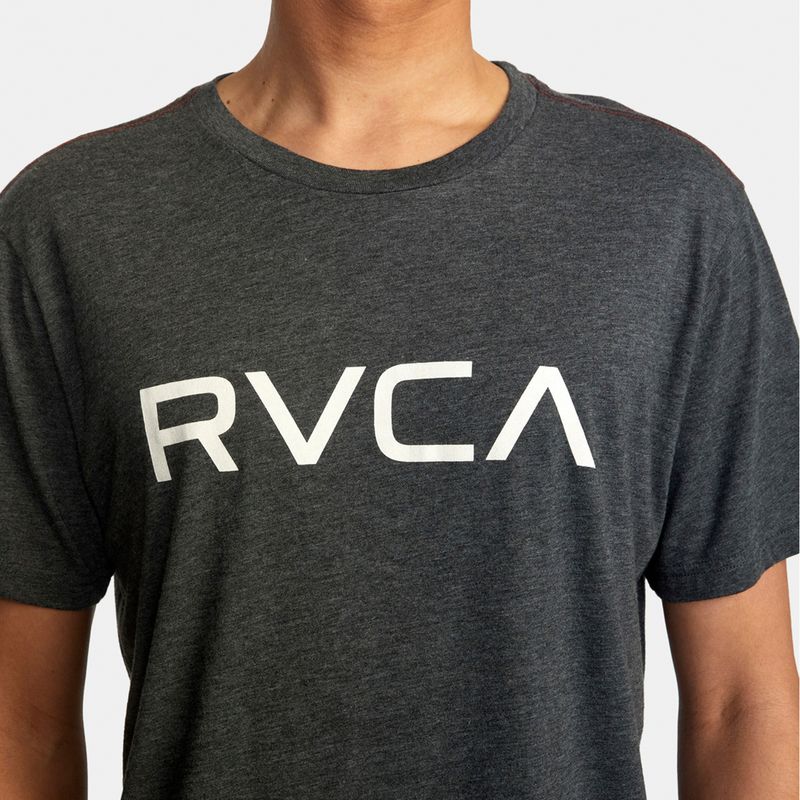 Polera-m-c-Hombre-Big-rvca-Negro-RVCA