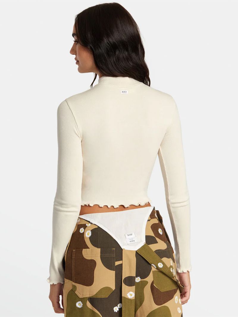 POLERA-MUJER-SAVED-LONG-SLEEVE-CRFEAMO-RVCA