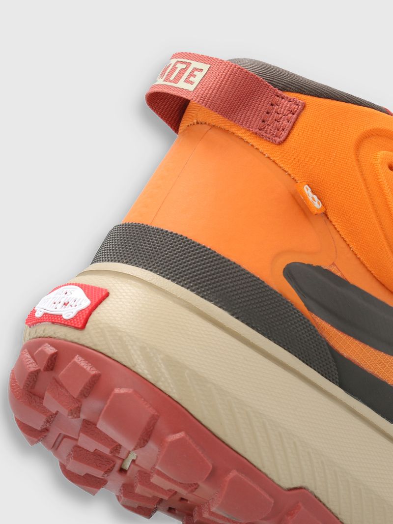 ZAPATILLA-C-CANA-CASUAL-UNISEX-MTE-CROSSPATH-MID-NARANJA-VANS