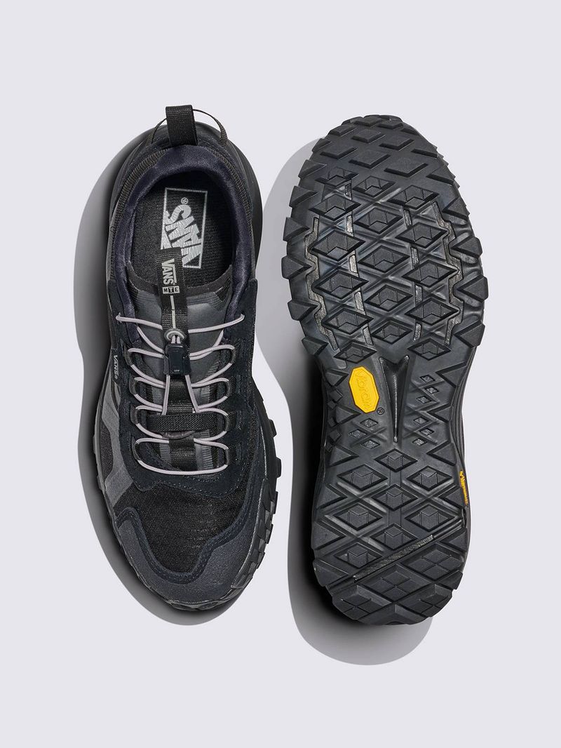 ZAPATILLA-UNISEX-MTE-Crosspath-XC-NEGRO-VANS