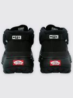 ZAPATILLA-C-CANA-UNISEX-MTE-CROSSPATH-MID-NEGRO-VANS