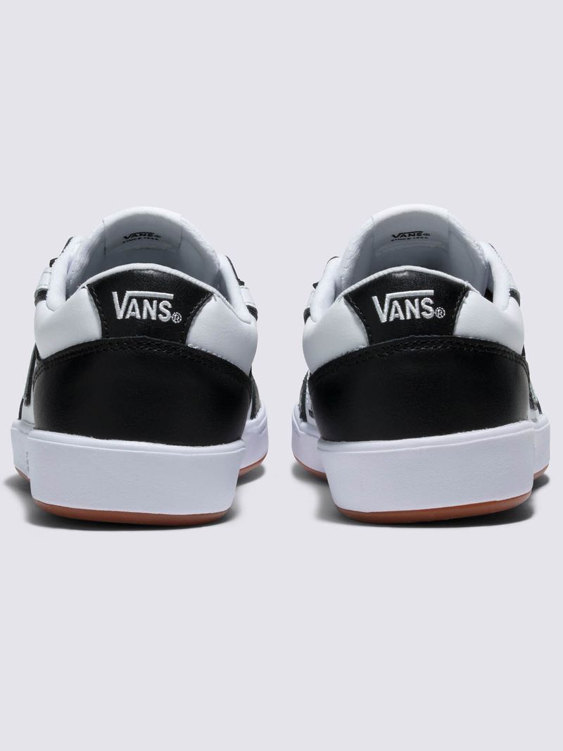 Zapatillas UA Lowland CC (Two-Tone) black/true white