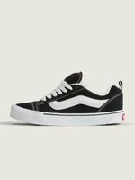Zapatillas-Knu-Skool-Black-True-White